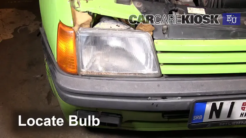 1986 Peugeot 205 GL 1.1L 4 Cyl. Luces Luz de niebla (reemplazar foco)